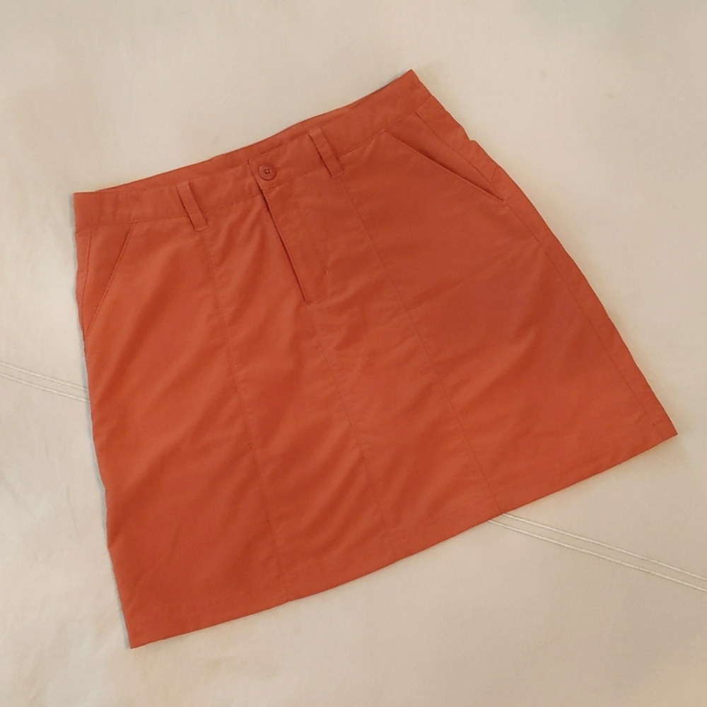 Patagonia women's zippered pocket skort